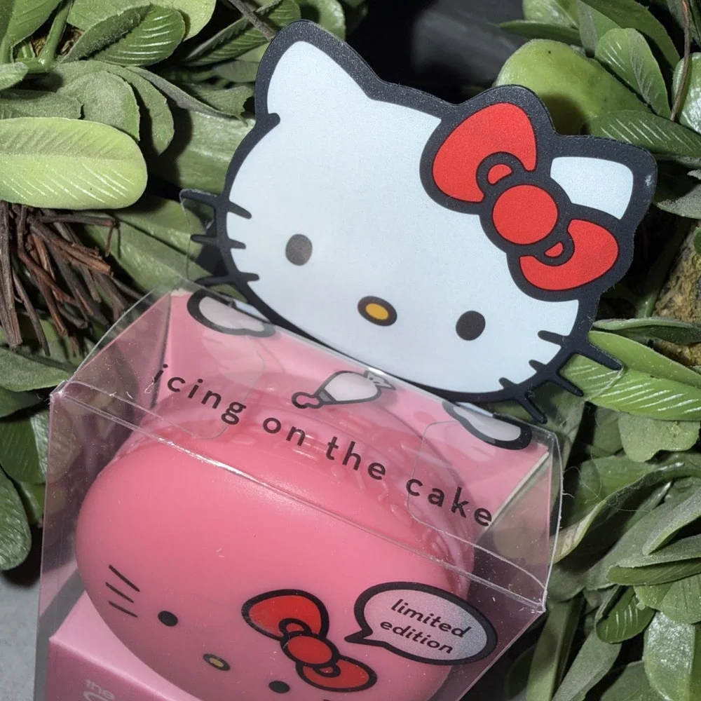 The Crème Shop x Sanrio Hello Kitty Macaron Lip Balm Icing On‎ The Cake NEW